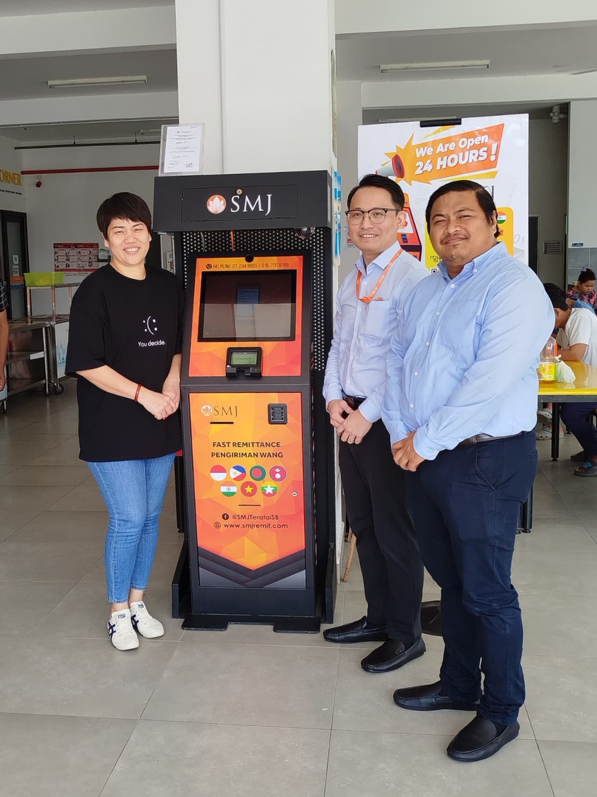 SMJ Teratai Sdn Bhd Launches 24-Hour Digital Remittance Kiosk at Syarikat Sin Kwang Plastic Industries Sdn. Bhd.